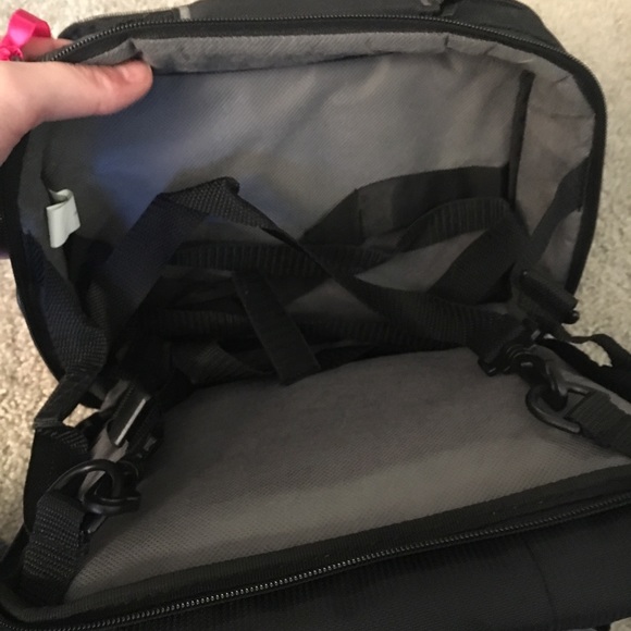 Camera/CD case - Picture 3 of 4